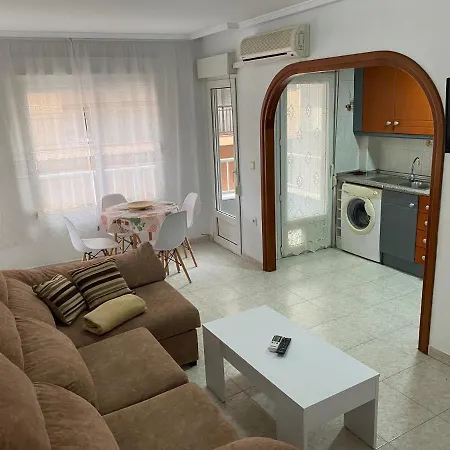 Apartment Homely Mar 1 *